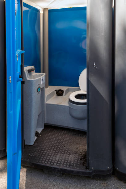 Portable Toilet Options We Offer in Dassel, MN